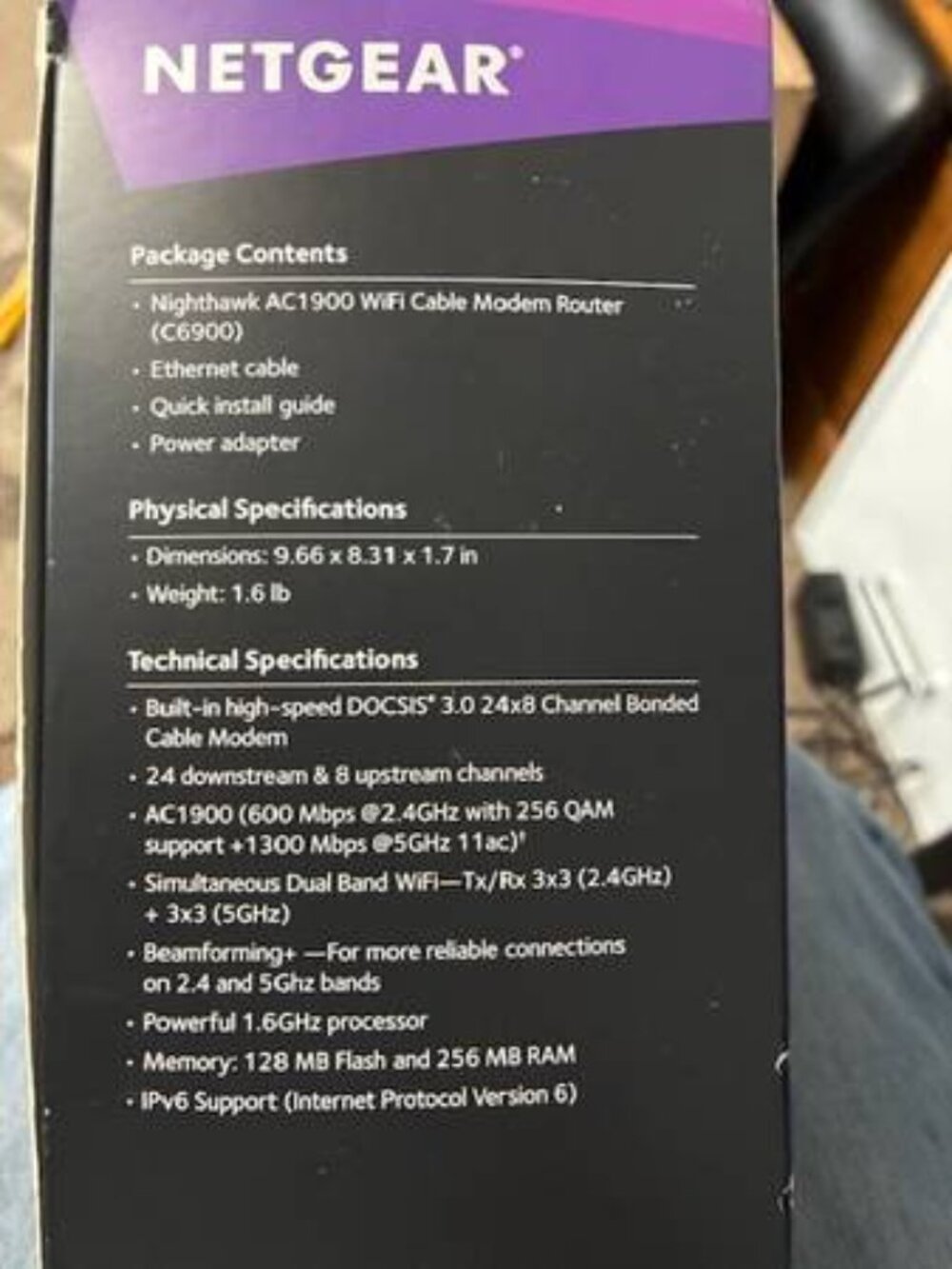 NETGEAR WIFI Cable Modem/Router - Picture 3 of 4